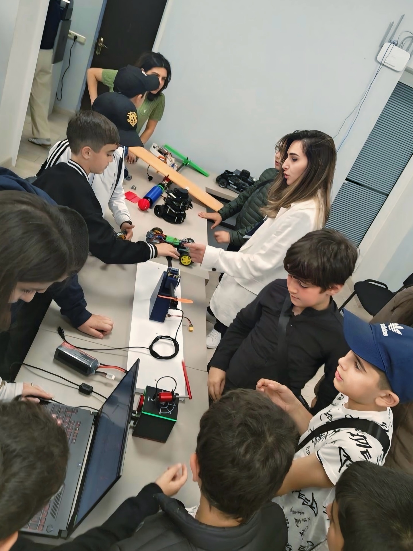 Students from Ashtarak Technological School Visited CSIE